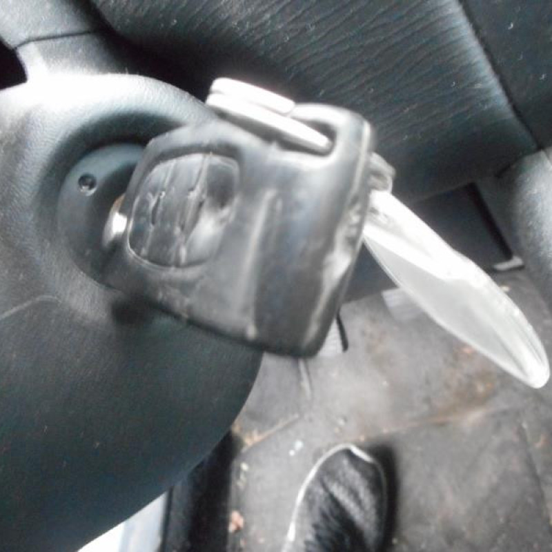 Leve vitre electrique avant droit CITROEN C4 1 Photo n°10