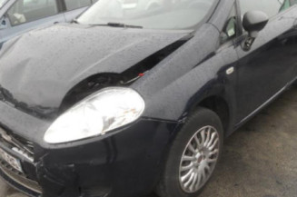 Serrure avant droit FIAT GRANDE PUNTO