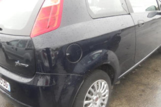Serrure avant droit FIAT GRANDE PUNTO