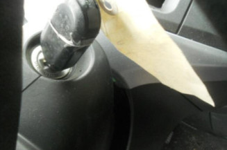 Serrure avant droit FIAT GRANDE PUNTO