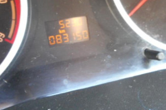 Bras essuie glace avant gauche OPEL CORSA D