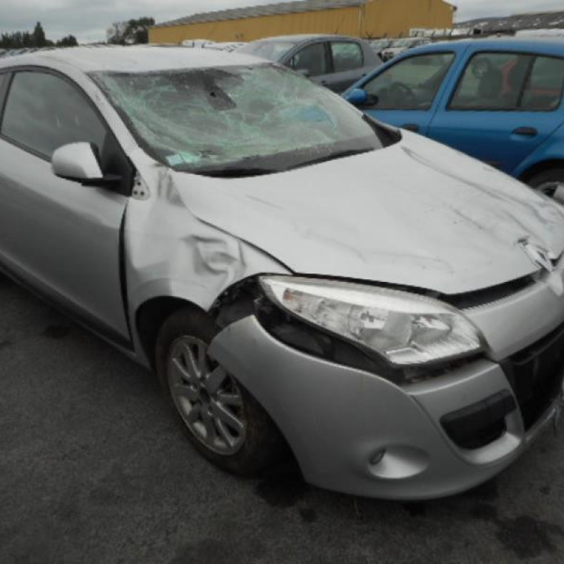 Pretensionneur de ceinture arriere gauche RENAULT MEGANE 3 Photo n°5