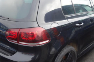 Charniere de porte arriere droit VOLKSWAGEN GOLF 6