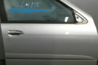 Porte avant droit NISSAN PRIMERA 2 Photo n°1