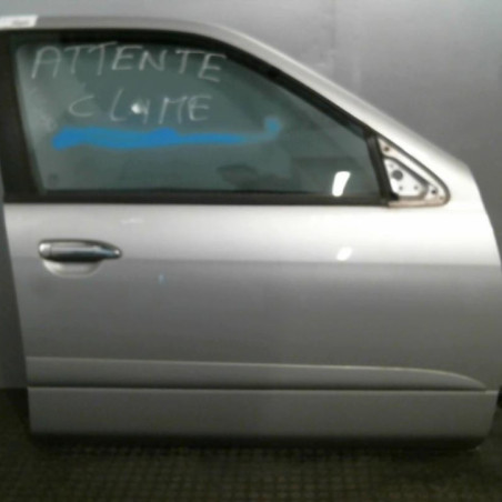 Porte avant droit NISSAN PRIMERA 2 Photo n°1