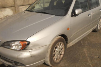 Porte avant droit NISSAN PRIMERA 2