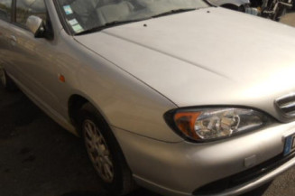 Porte avant droit NISSAN PRIMERA 2