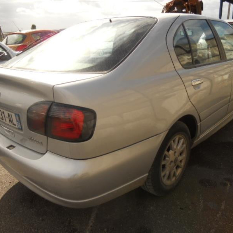 Porte avant droit NISSAN PRIMERA 2 Photo n°6