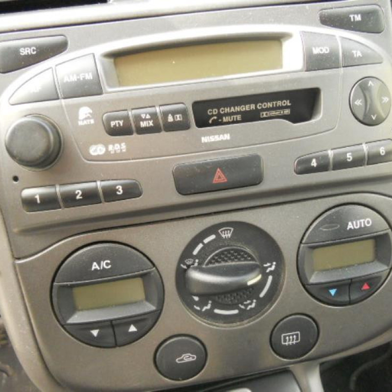 Porte avant droit NISSAN PRIMERA 2 Photo n°9