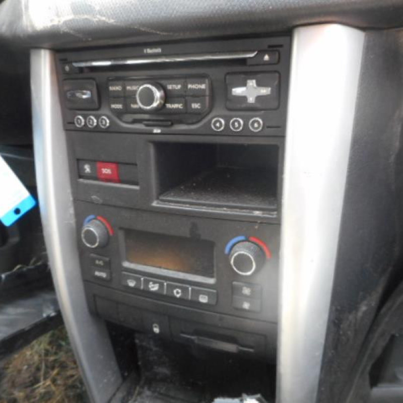 Poignee interieur avant gauche PEUGEOT 207 Photo n°10