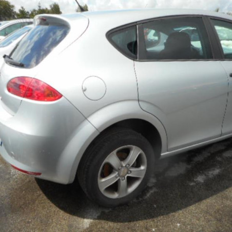 Bras essuie glace avant droit SEAT LEON 2