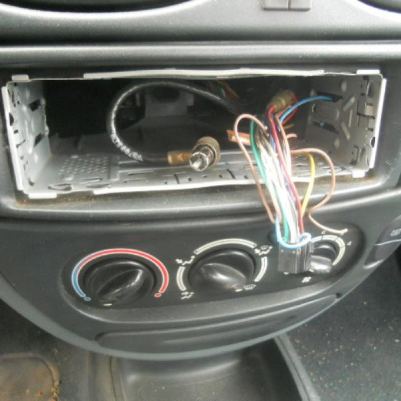 Malle/Hayon arriere RENAULT MEGANE 1 Photo n°8