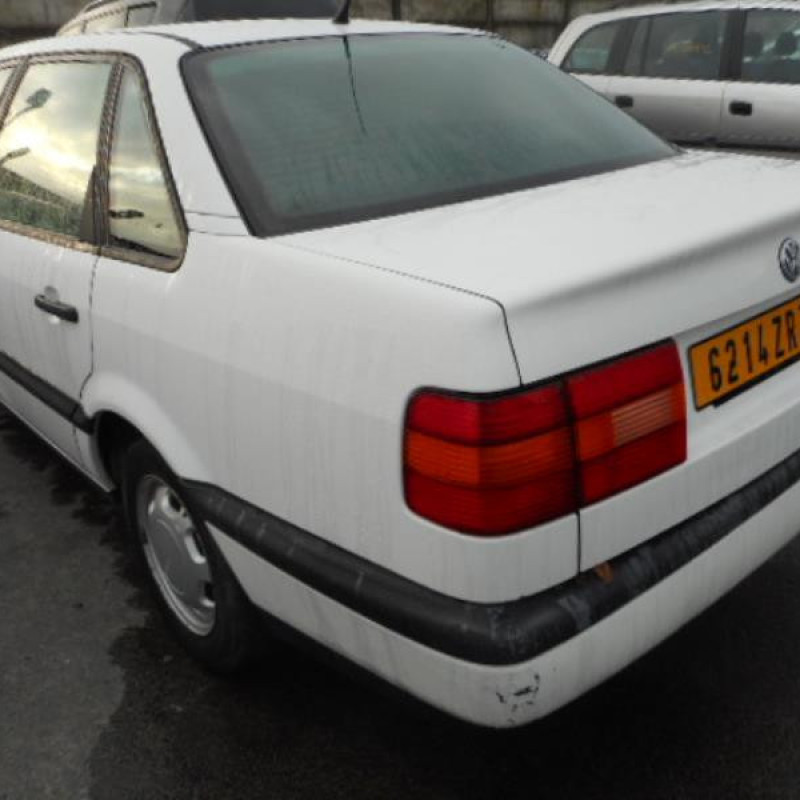 Pare choc avant VOLKSWAGEN PASSAT 3 Photo n°8