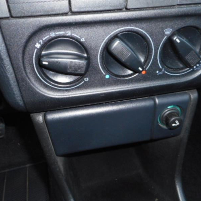 Pare choc avant VOLKSWAGEN PASSAT 3 Photo n°10