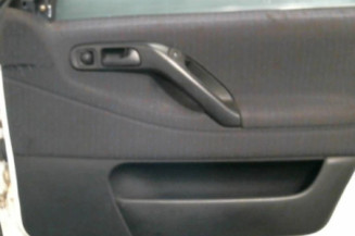 Porte avant droit VOLKSWAGEN PASSAT 3 Photo n°1