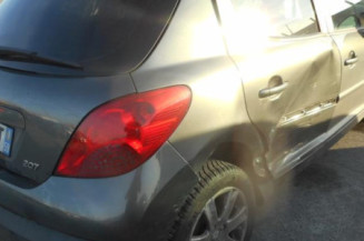 Bras essuie glace avant gauche PEUGEOT 207