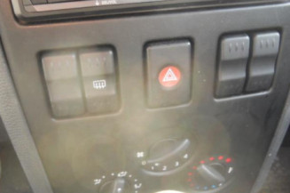 Serrure avant droit DACIA LOGAN 1
