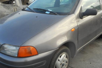 Retroviseur droit FIAT PUNTO 1