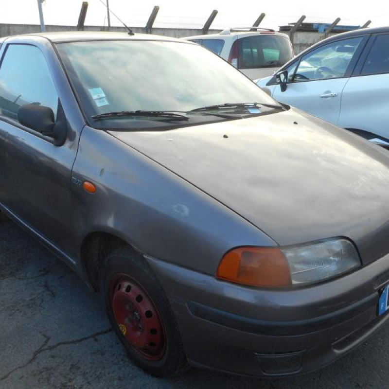 Retroviseur droit FIAT PUNTO 1 Photo n°5