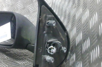 Retroviseur gauche FIAT PUNTO 1