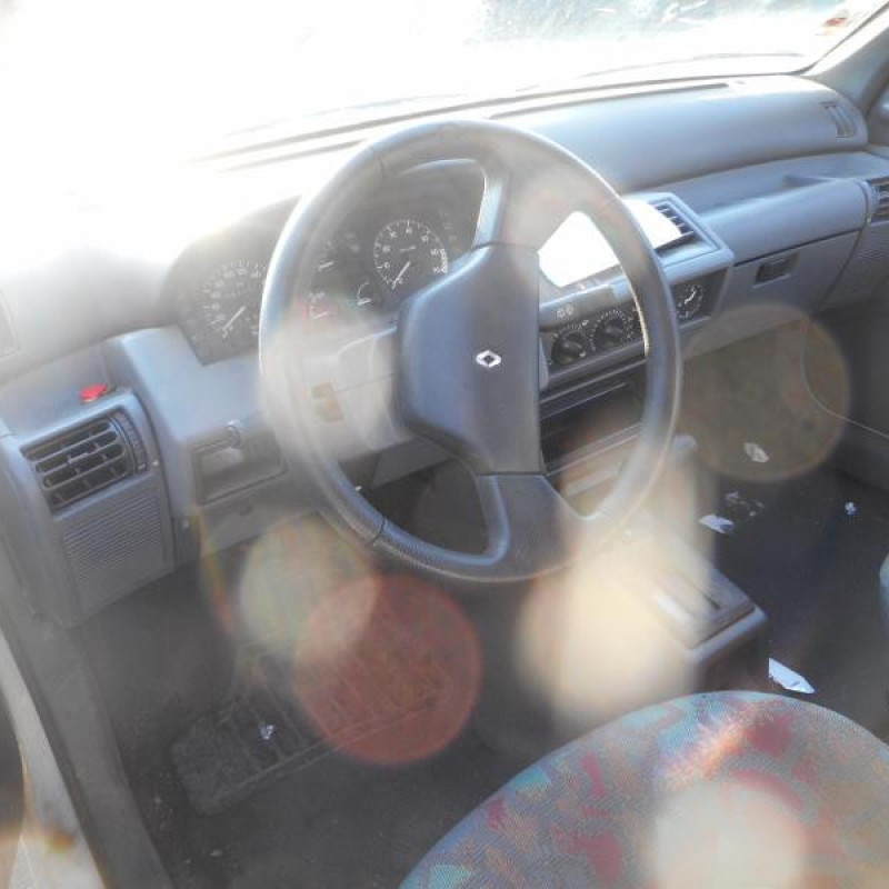 Serrure arriere droit RENAULT CLIO 1 Photo n°8