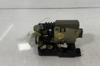 Serrure avant droit RENAULT CLIO 1