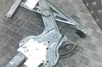 Leve vitre electrique avant droit TOYOTA COROLLA 10 Photo n°1