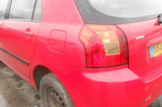 Serrure avant droit TOYOTA COROLLA 10
