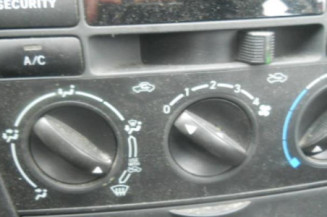 Serrure avant droit TOYOTA COROLLA 10