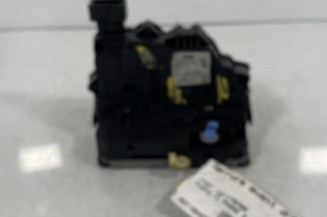 Serrure avant droit FIAT GRANDE PUNTO Photo n°1