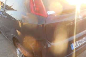 Serrure avant droit FIAT GRANDE PUNTO