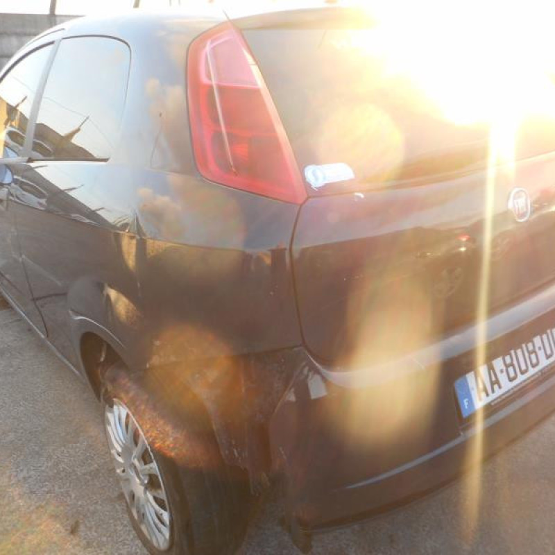 Serrure avant droit FIAT GRANDE PUNTO Photo n°6