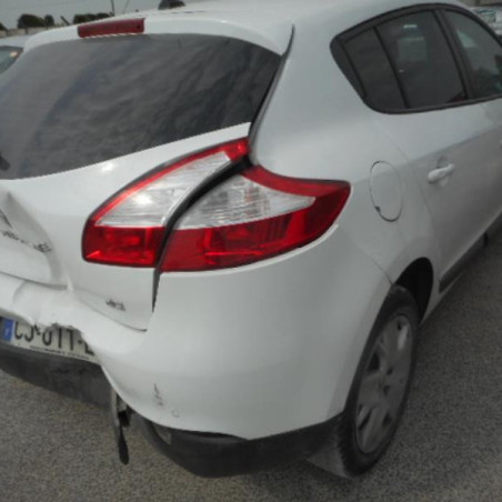 Charniere de porte arriere droit RENAULT MEGANE 3