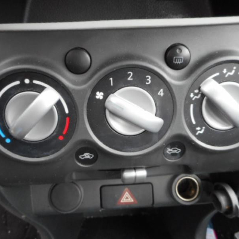 Pretensionneur de ceinture avant droit SUZUKI ALTO 3 Photo n°9