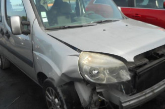 Crosse arriere droit FIAT DOBLO 1