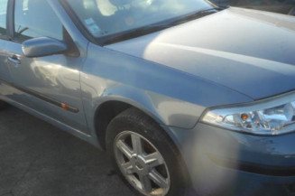 Capot RENAULT LAGUNA 2