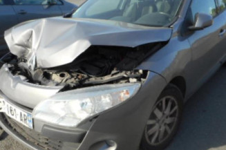 Bras essuie glace avant droit RENAULT MEGANE 3