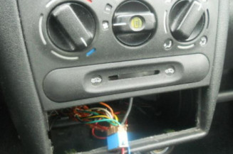 Porte avant droit OPEL TIGRA 1