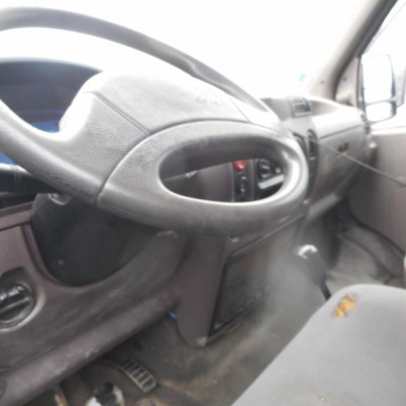 Serrure avant droit RENAULT MASTER 2 Photo n°8