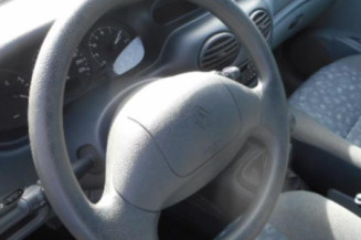 Amortisseur avant droit RENAULT MEGANE 1