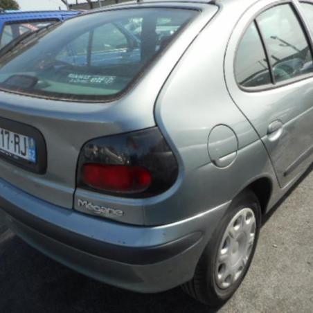 Amortisseur avant gauche RENAULT MEGANE 1