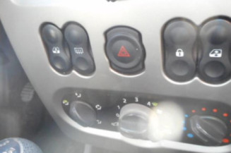 Trappe d'essence DACIA SANDERO 1