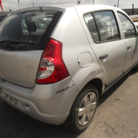 Charniere de porte arriere droit DACIA SANDERO 1