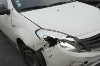 Trappe d'essence DACIA SANDERO 1