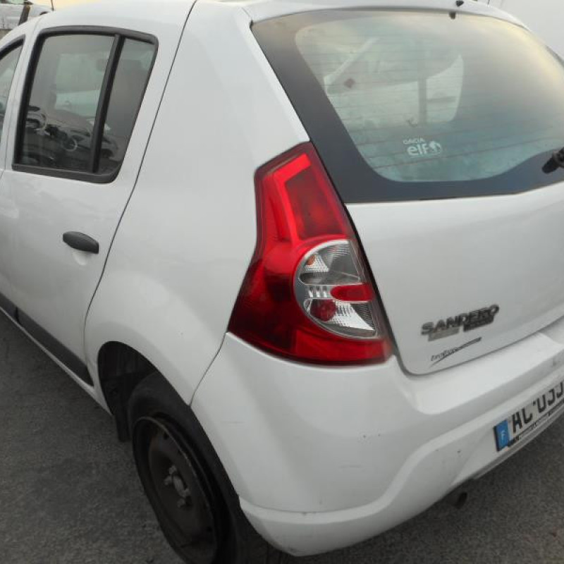 Trappe d'essence DACIA SANDERO 1 Photo n°8
