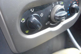 Trappe d'essence DACIA SANDERO 1