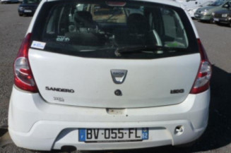 Leve vitre mecanique avant droit DACIA SANDERO 1