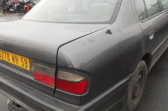 Commodo d'essuie glaces NISSAN PRIMERA 1