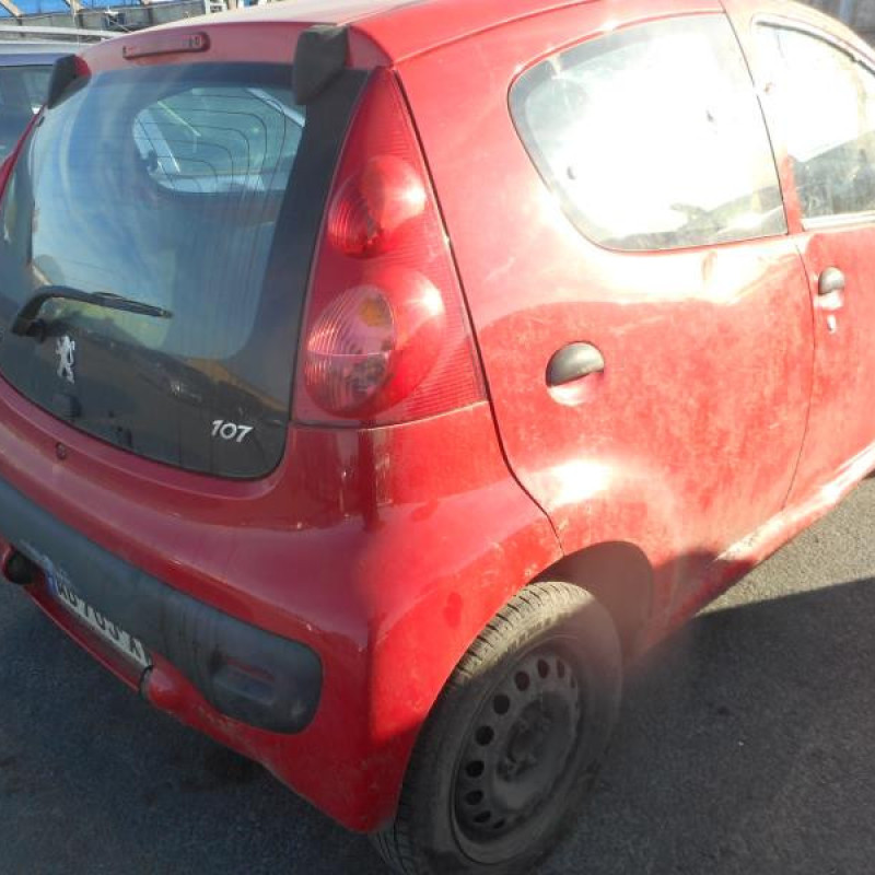 Trappe d'essence PEUGEOT 107 Photo n°6