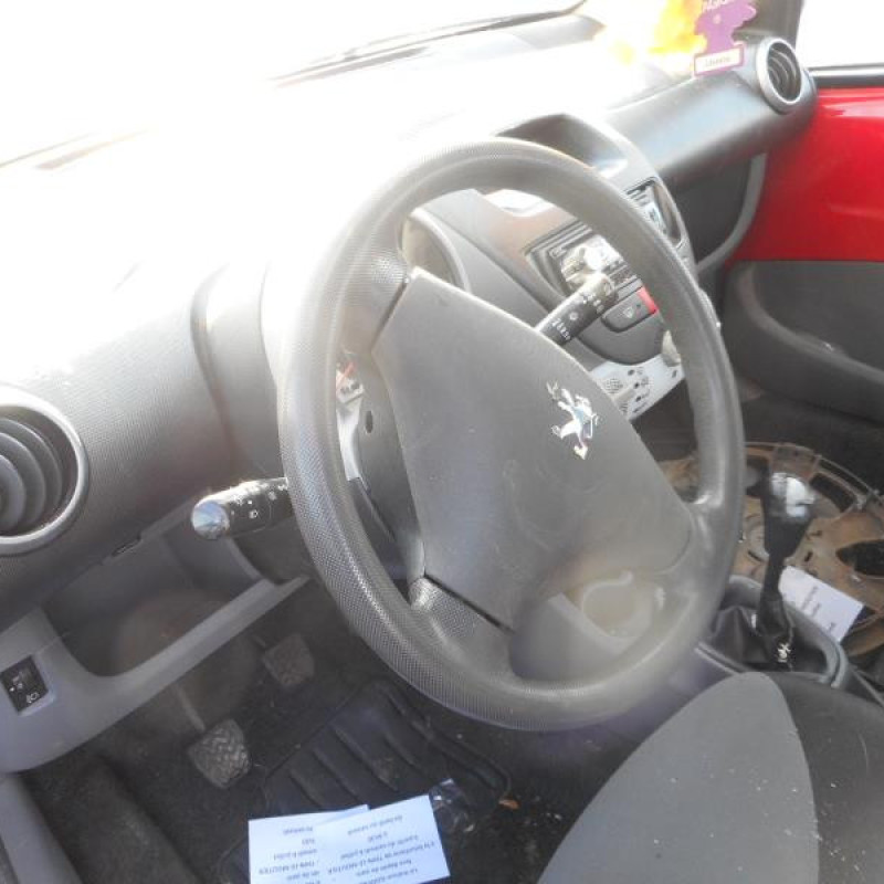 Trappe d'essence PEUGEOT 107 Photo n°8
